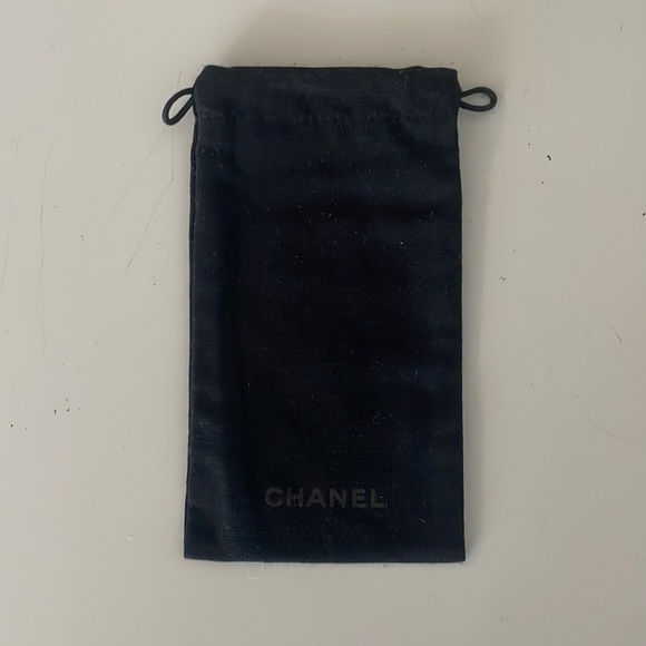 Chanel eyewear pouch - Picture 1 of 1